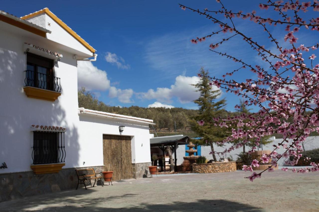 Casa De Las Montanas Villanueva del Trabuco Exterior foto